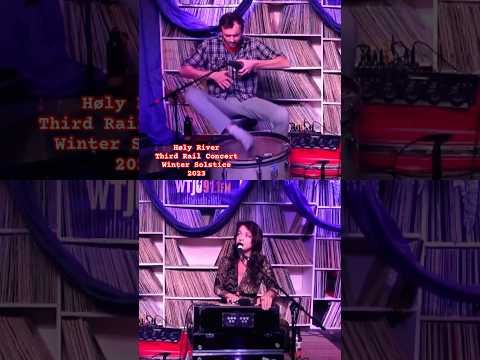 MYSTICAL Earth FOLK duo *Høly River* play EXPERIMENTAL multi-instrumental MUSIC with SOARING vocals!